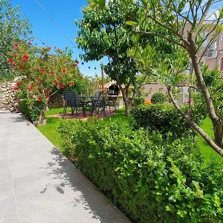 Apartman Sara